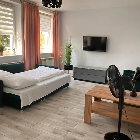 Do Wynajecia 公寓 Mikołajki